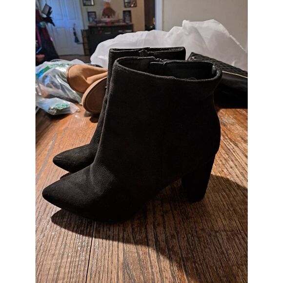 Dream Pairs Sianna black faux suede chunky heel pointed toe ankle boots 8.5 - Picture 3 of 5